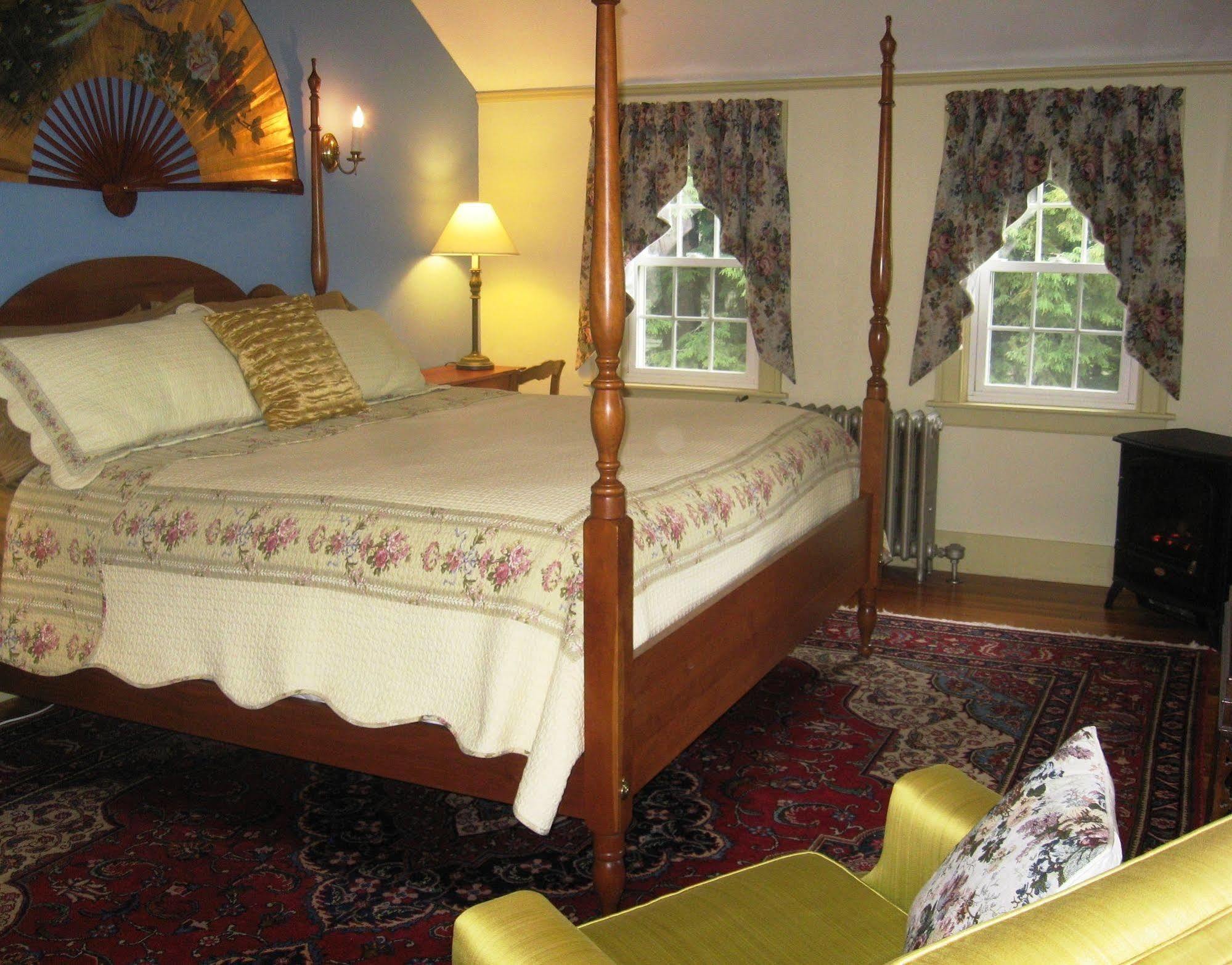 Centennial House Bed And Breakfast Northfield Exteriér fotografie
