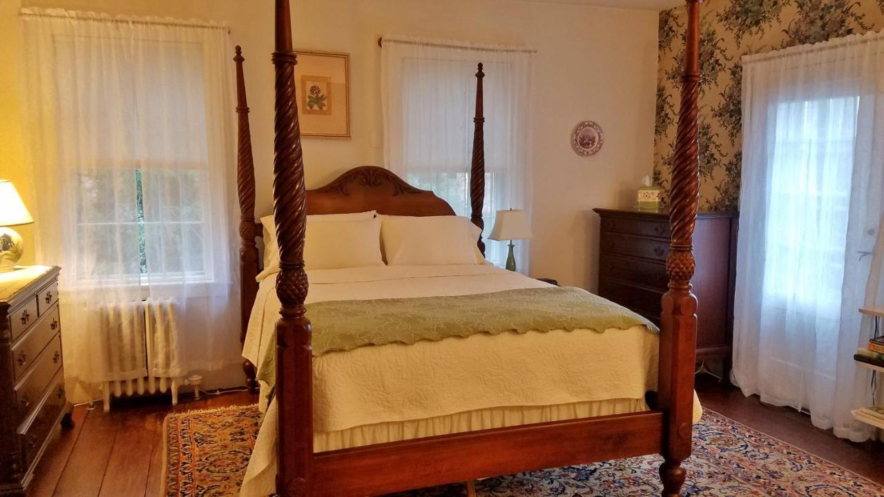 Centennial House Bed And Breakfast Northfield Exteriér fotografie